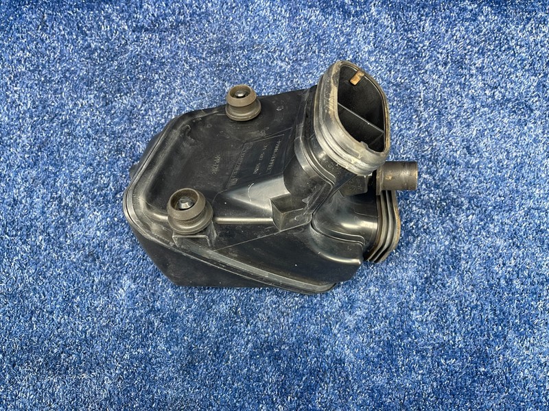 2016–2019 Buick Cascada Intake Air Resonator OEM 13337770