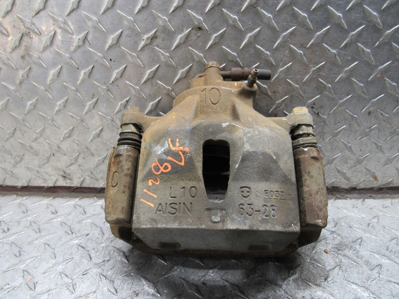 05 06 07 TOYOTA AVALON LEFT DRIVER FRONT BRAKE CALIPER / 05 - 06 CAMRY