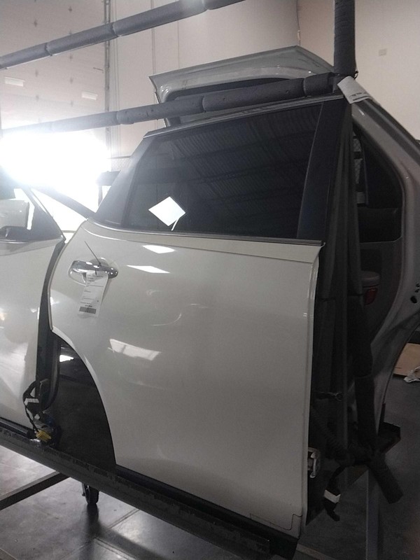 2015 Nissan Rogue Right Rear Door White OEM 393165 - 100k Miles