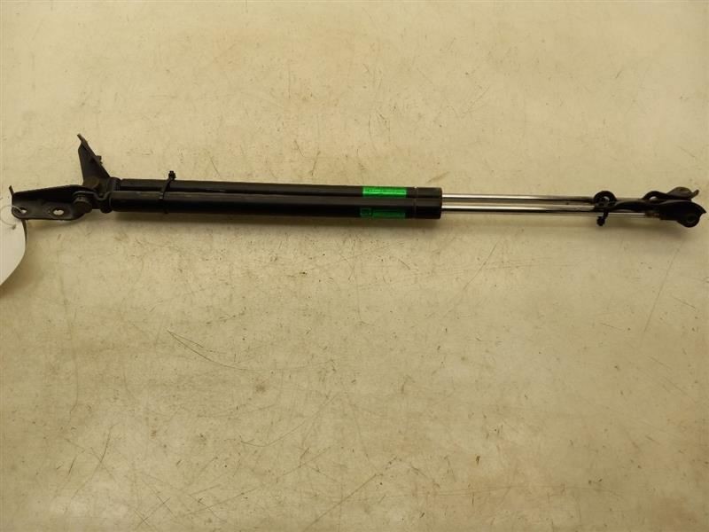 2004 SCION XA LEFT AND RIGHT SIDES LIFTGATE LIFT SUPPORTERS ASSEMBLY