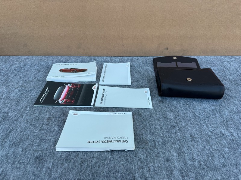 KIA STINGER 2018-2023 OEM OWNERS MANUAL BOOK BOOKS SET