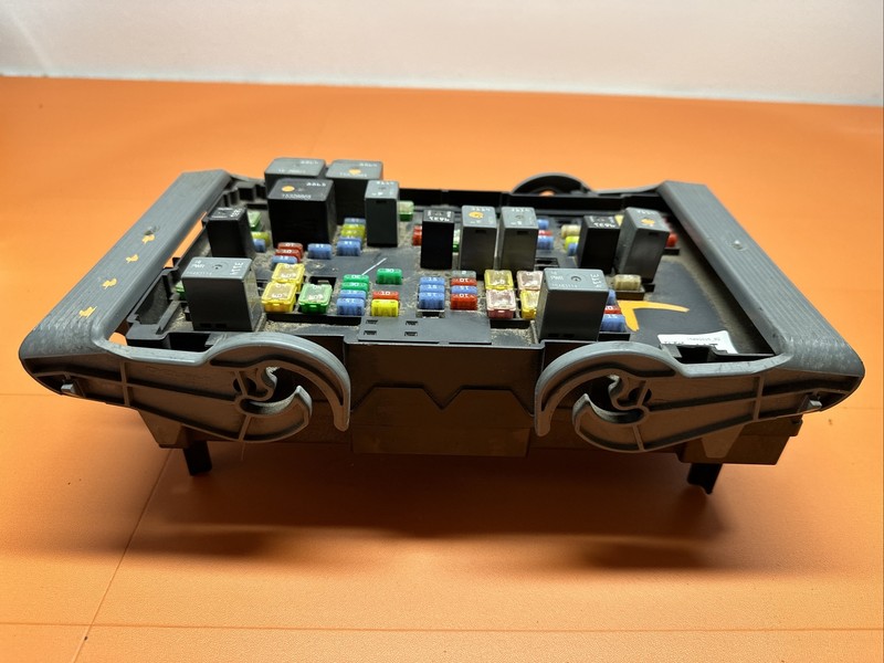 15092625 I 2007 2008 2009 Chevrolet Suburban Tahoe Fuse Box 5.3L 4x4 AT OEM