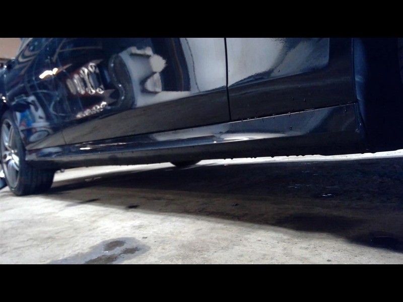 2017-2020 E300 Right Rocker Panel Moulding 1566225