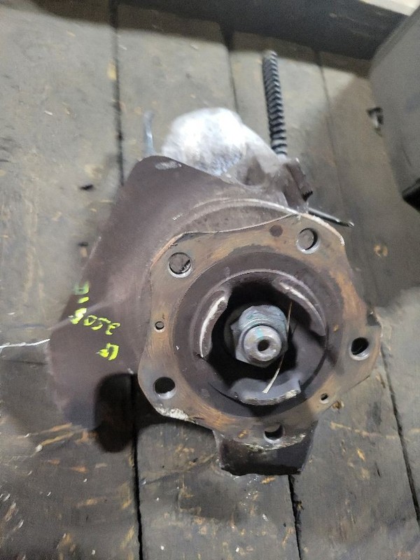 Driver Front Spindle/Knuckle 996 Model Carrera Fits 01-05 PORSCHE 911 1707457