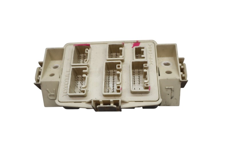 02-05 Lexus SC430 Z40 Right Fuse Box Fusebox Relay Junction Connector Oem