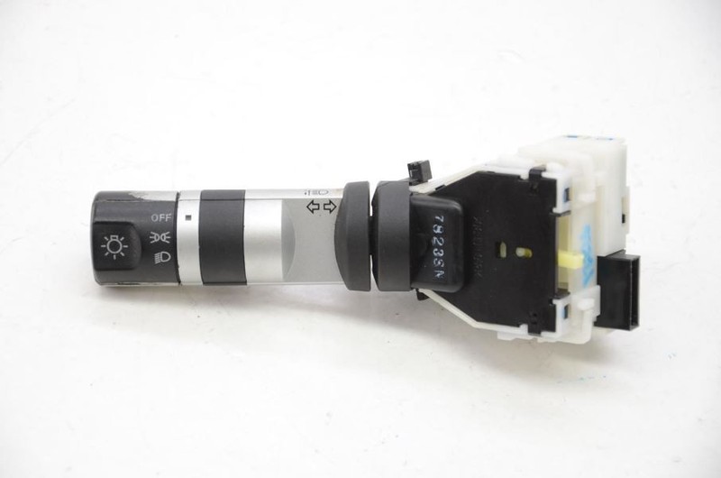 2006-2009 Nissan 350z Coupe Headlight Turn Signal Combination Switch