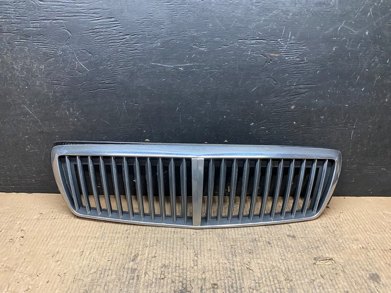 2002 to 2005 Hyundai XG350 Front Upper Grill Grille W/Emblem N2069