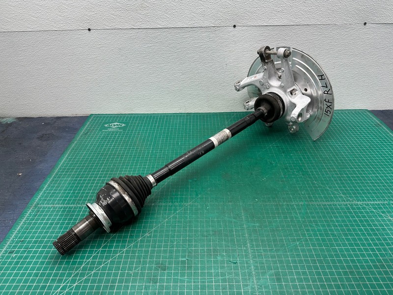 10-15 JAGUAR XF XK 5.0L RWD REAR LEFT DRIVER SIDE SPINDLE KNUCKLE W/ HUB OEM