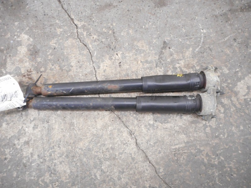 Mercedes-Benz C300 Shock Absorber Pair Rear Driver Left Passenger Right OEM 2010