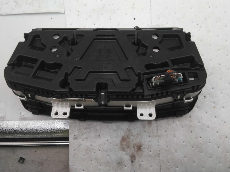 2017 Hyundai Sonata Speedometer Gauge OEM Black 2.4L 88K Miles NJ25-22623
