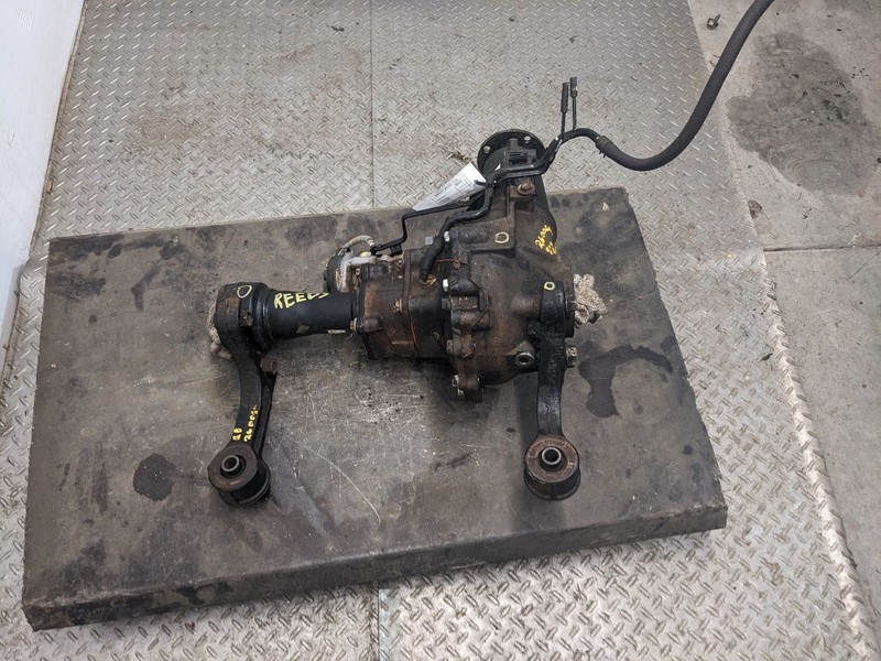 Carrier Front Axle 4.30 Ratio Fits 96-00 4 RUNNER 1190113