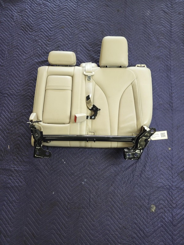 Used Oem Lincoln Rear Left Driver Seat Upper Cushion for 2017-2019 MKC