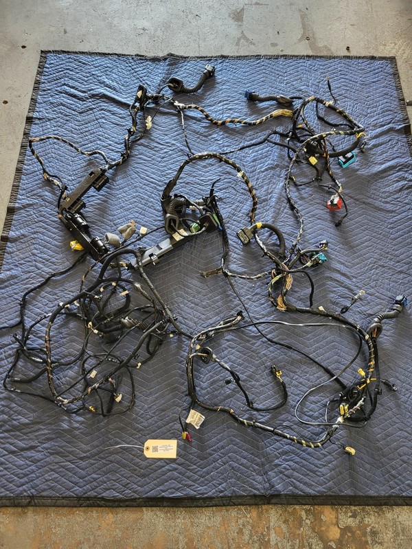 2021 Jeep Renegade Body Floor Wiring Harness 2.4L FWD 28k Miles OEM 52178178