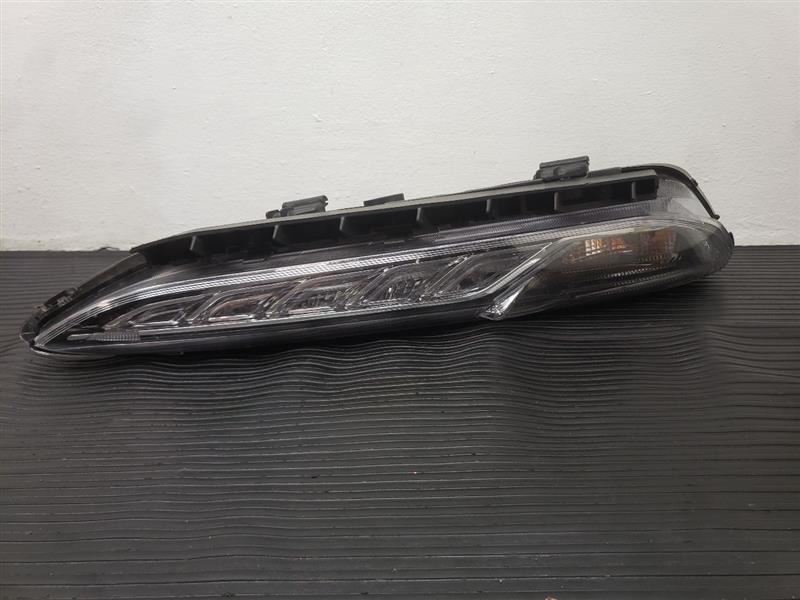 18-21 Hyundai Kona 1.6L Upper Daytime Running Light Lamp Assm OEM 92208-J9020