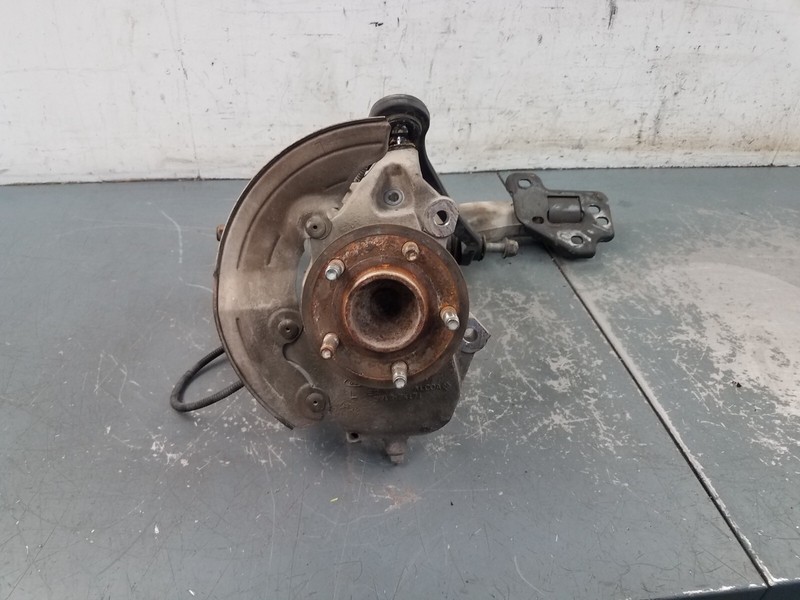 2004 03 04 Mercury Marauder Left Front Hub Knuckle Arms #2369 VV6