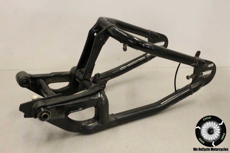 2000 HONDA VT 600 CD2 SHADOW REAR SWING ARM W/ CHAIN SLIDER GUIDE VT600 00