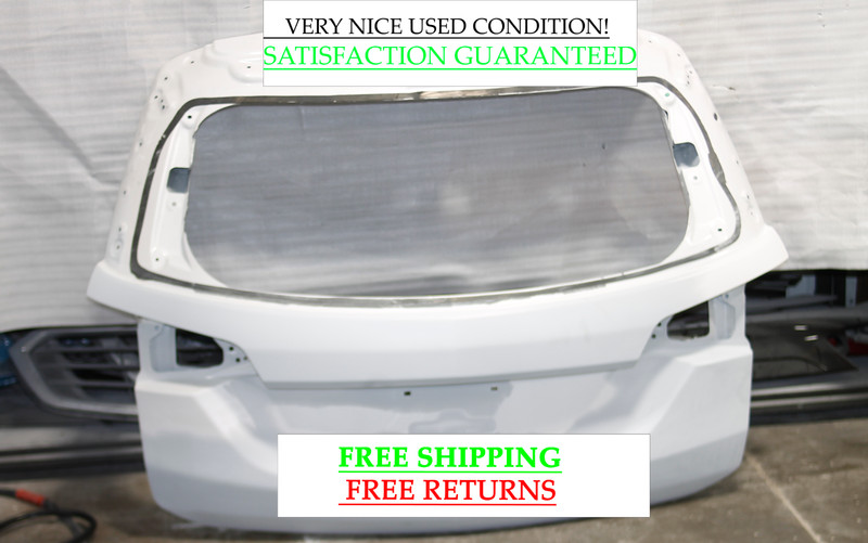 2018-2024 Chevrolet Equinox Rear Liftgate Tailgate Nice Oem