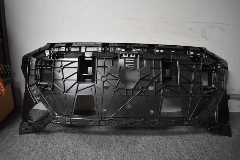 2022 AUDI Q4 ETRON BUMPER BRACKET FACTORY OEM