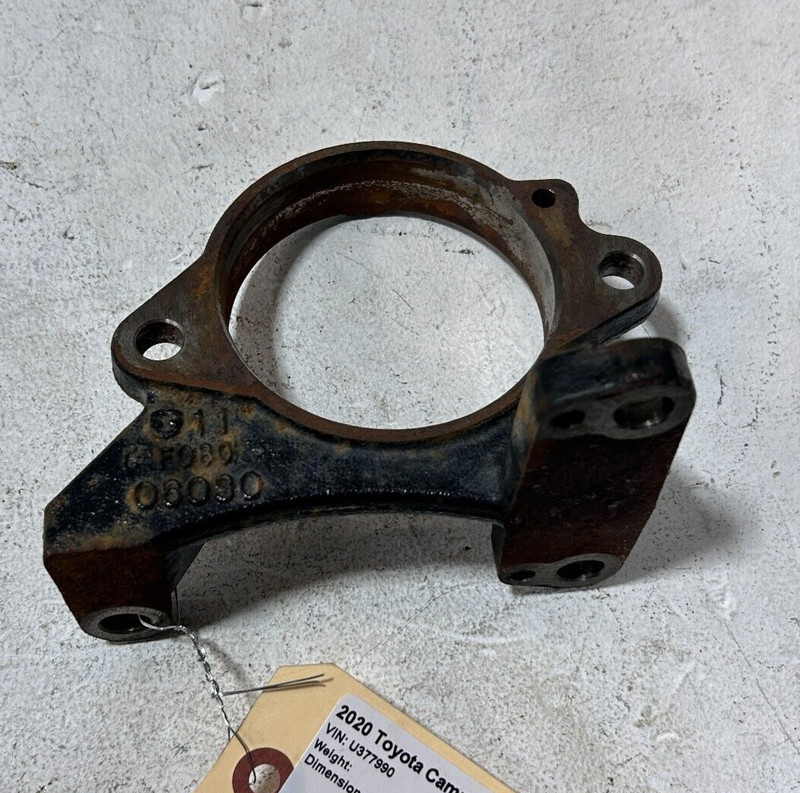 2018-2023 Toyota Camry Axle Drive Shaft Bearing Support Bracket Front Right OEM