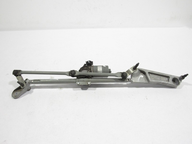 Mercedes SLC43 R172 2017 Front Windshield Wiper Linkage W/ Motor 17-20 ;@2