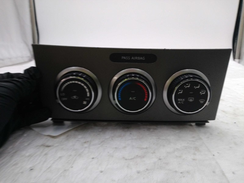 Used A/C Selector Switch fits: 2010 Nissan SentraGrade A