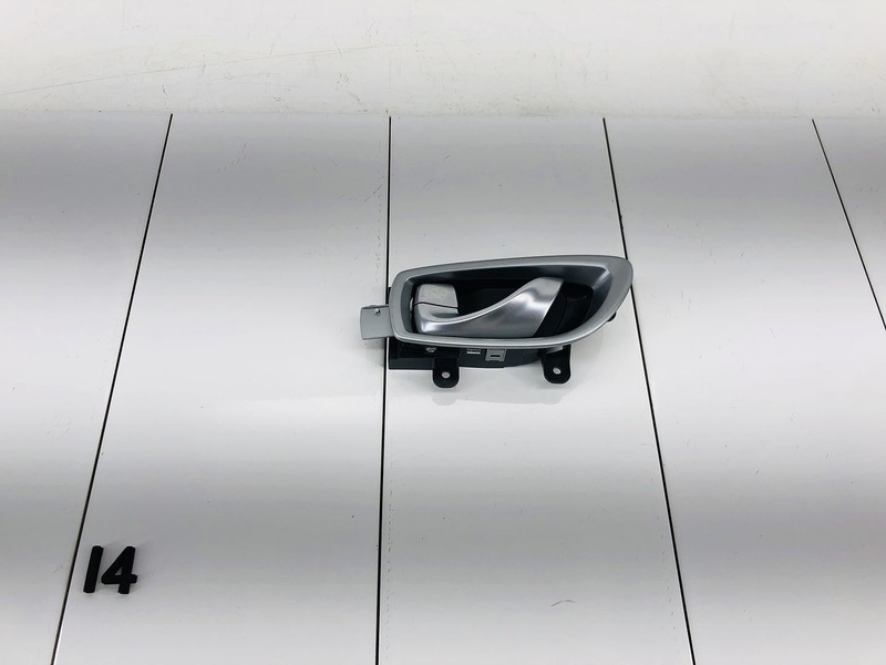 14-20 INFINITI QX60 REAR LEFT DRIVER SIDE INTERIOR DOOR HANDLE OEM