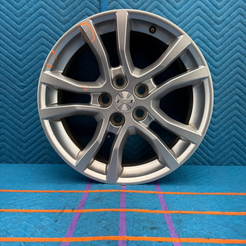 2013–2024 Chevrolet Camaro Alloy Wheel Rim R18 OEM 9599047