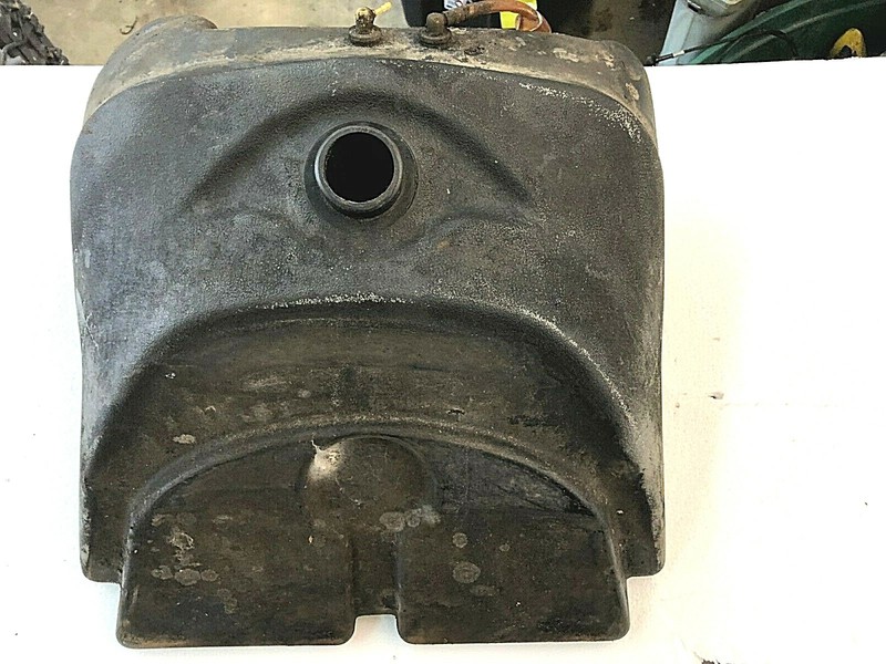 Ski-doo MXZ Skandic 500 503 Fan Cooled Gas Tank M519393