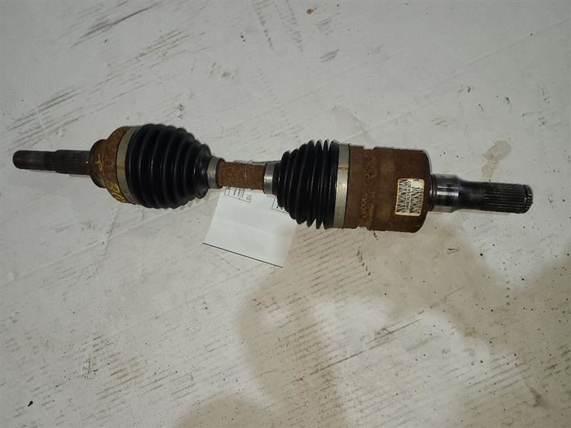 Axle Shaft Front Axle Fits 04-12 CANYON 555656