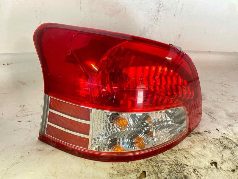 Tail Light Assembly TOYOTA YARIS Left 07 08 09 10 11 12