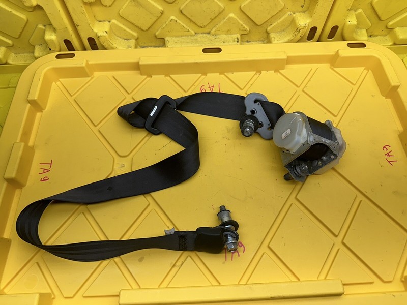 2007 HONDA RIDGELINE REAR RIGHT PASSENGER SIDE SEAT BELT RETRACTOR OEM