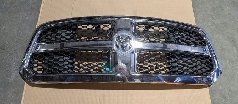Grille Classic Style 5 Lug Wheel Fits 13-23 DODGE 1500 PICKUP 1173468