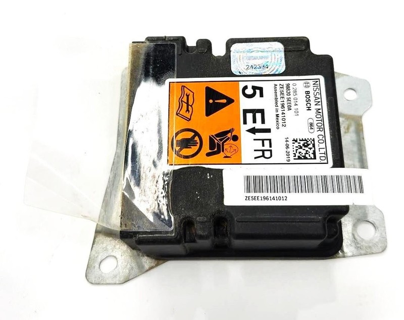 2020-2021 Nissan Versa Center Console Restraint Module OEM