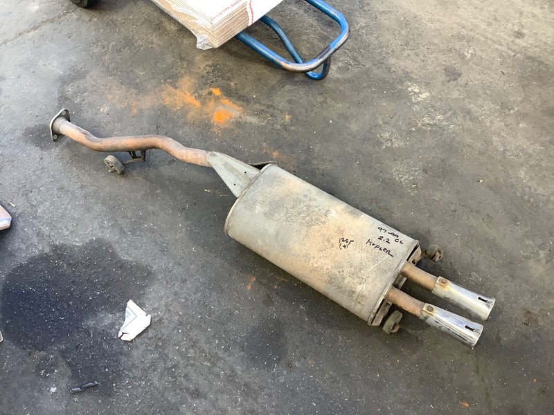 97-99 Acura CL 2.2L Muffler OEM