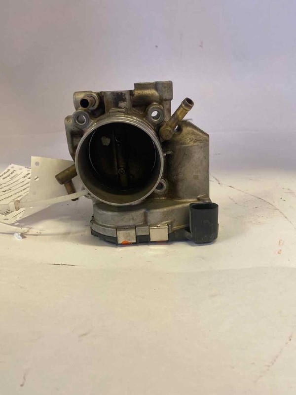 Throttle Body/valve Assy JETTA 01 02 03 04 05
