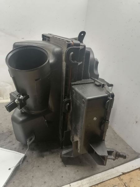Air Cleaner 3.5L 6 Cylinder Fits 15-19 MURANO 804580