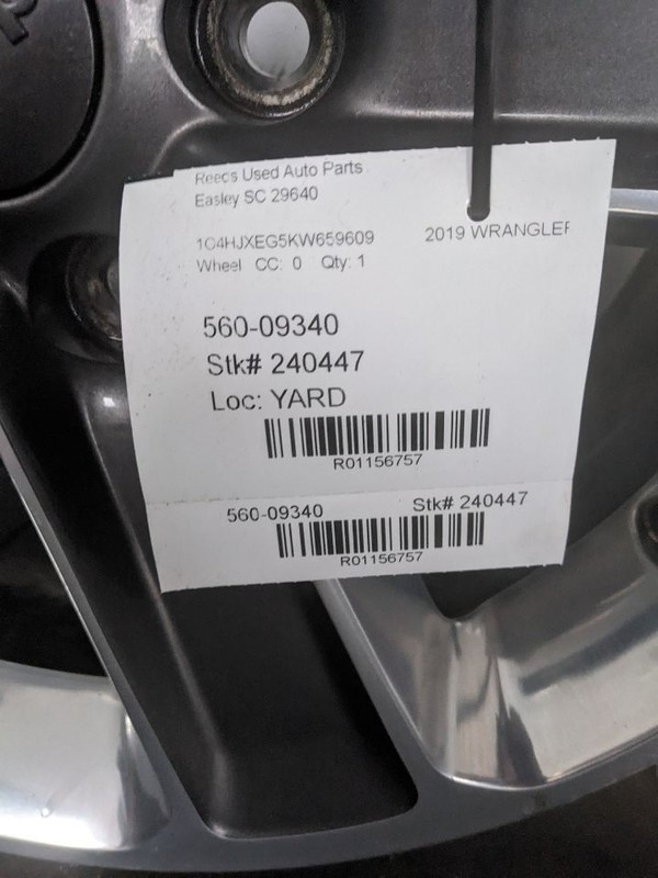 Wheel 18x7-1/2 5 Spoke Polished With Painted Spokes Fits 18-23 WRANGLER 1156757