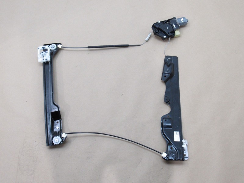 Mini Cooper Countryman S 2024 Front Right Door Window Regulator W/ Motor 23-25 ;
