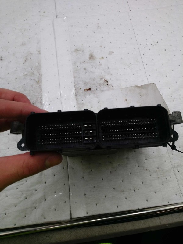 2017 Jaguar XE Engine Control Module ECM HX7312C520FJC 94K Miles OEM
