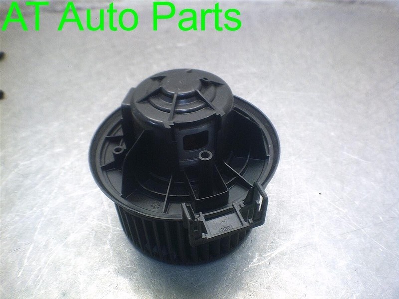 08-12 FORD ESCAPE MARINER HVAC HEATER AC BLOWER MOTOR OEM 8L84-19846-BA