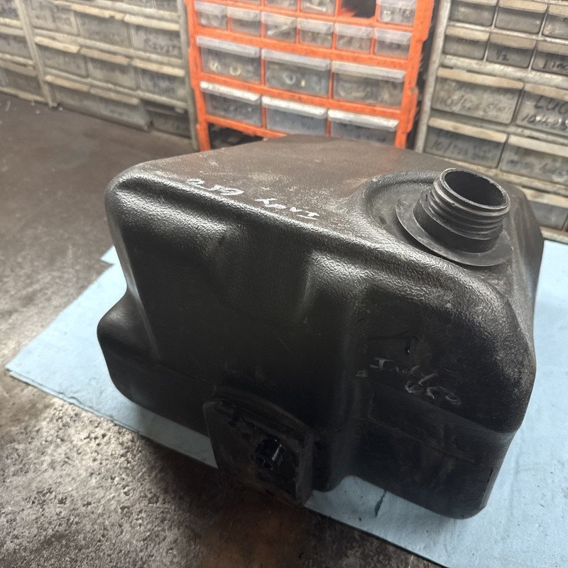1984 - 1990? Polaris Indy 340 400 440 500 600 650 Triple Gas Tank 2257044 Good
