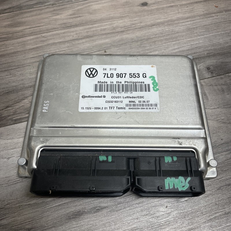 2008-2010 PORSCHE CAYENNE TURBO AIR SUSPENSION SELF LEVELING CONTROL MODULE OEM