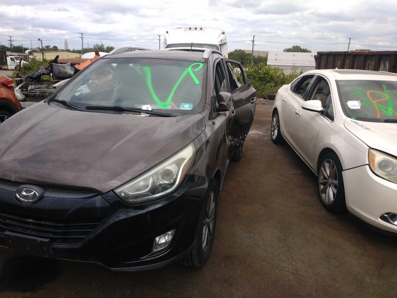 Used Differential Carrier Assembly fits: 2015 Hyundai Tucson Rear gasoline Grade