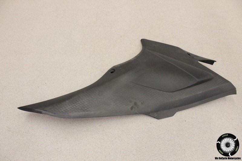 2014 Honda Cbr500r Right Plastic Cover Side Fairing CBR 500 14