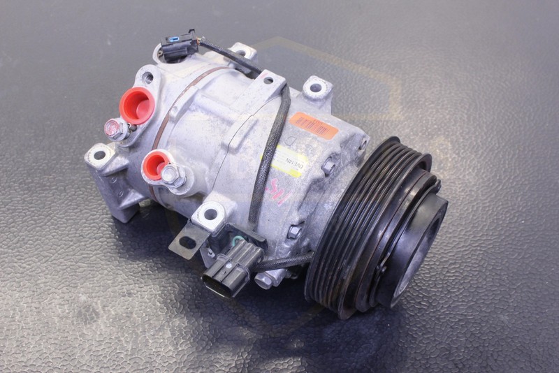 2018 - 2021 HYUNDAI KONA 1.6L A/C AIR CONDITIONING COMPRESSOR PUMP W/ CLUTCH OEM