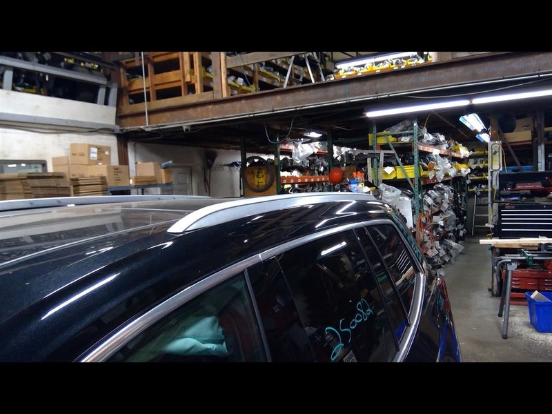 2020-2023 XT6 Left Luggage Rack 1548641