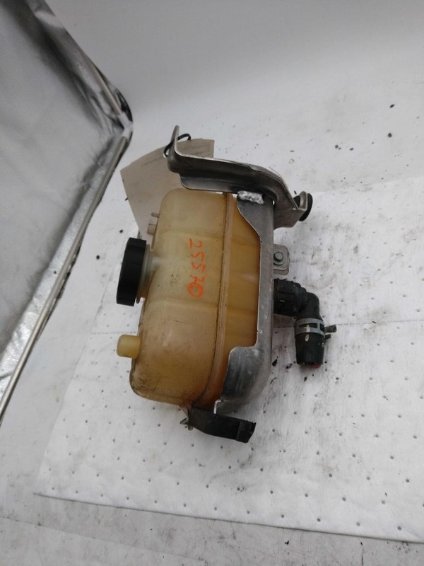 2020 Jeep Wrangler Engine Coolant Reservoir Green OEM 68283565AB 96K Miles
