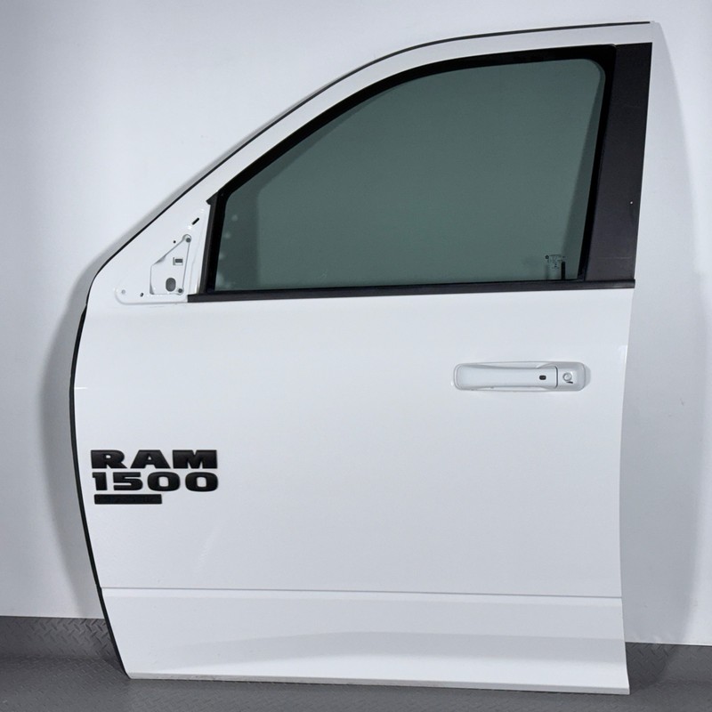 ✅ 09-24 RAM 1500 Classic 2500 3500 OEM COMPLETE DOOR FRONT LEFT White PW7 Driver