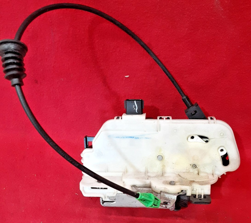 2007 - 2015 Ford Edge / Lincoln MKX Door Lock Actuator REAR RIGHT