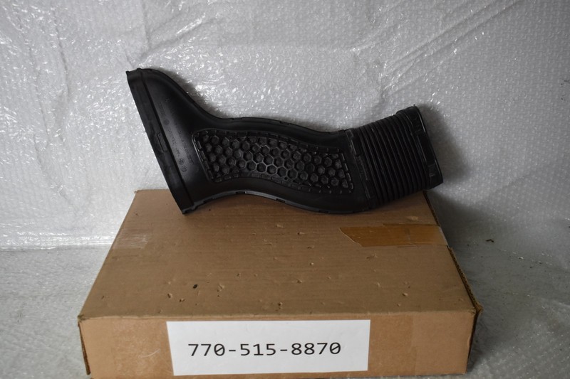 MERCEDES BENZ GLS450 4MATIC AIR INTAKE HOUSE RIGHT 2017-2019 OEM A 276 090 20 11